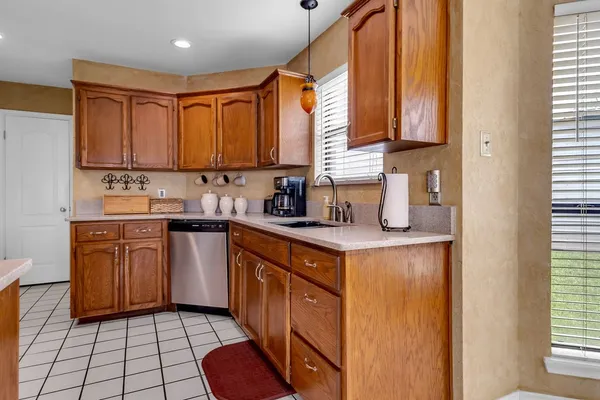 $399,470 | 2409 Twin Oaks Drive, Portland, TX 78374