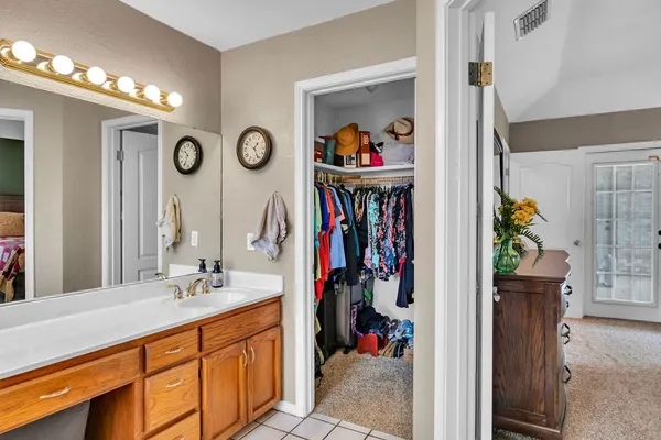 $399,470 | 2409 Twin Oaks Drive, Portland, TX 78374