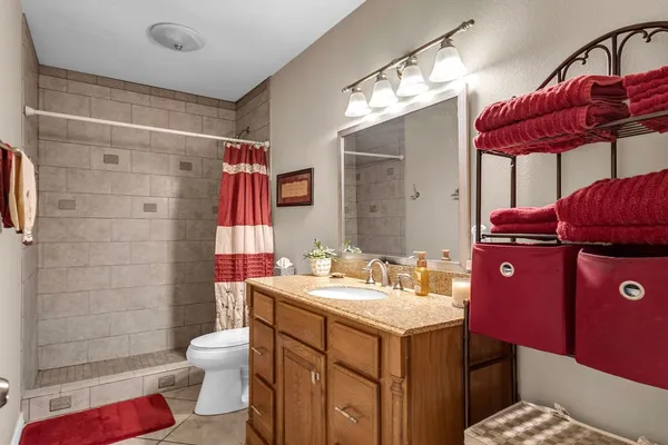 $399,470 | 2409 Twin Oaks Drive, Portland, TX 78374