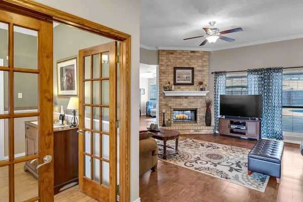 $399,470 | 2409 Twin Oaks Drive, Portland, TX 78374