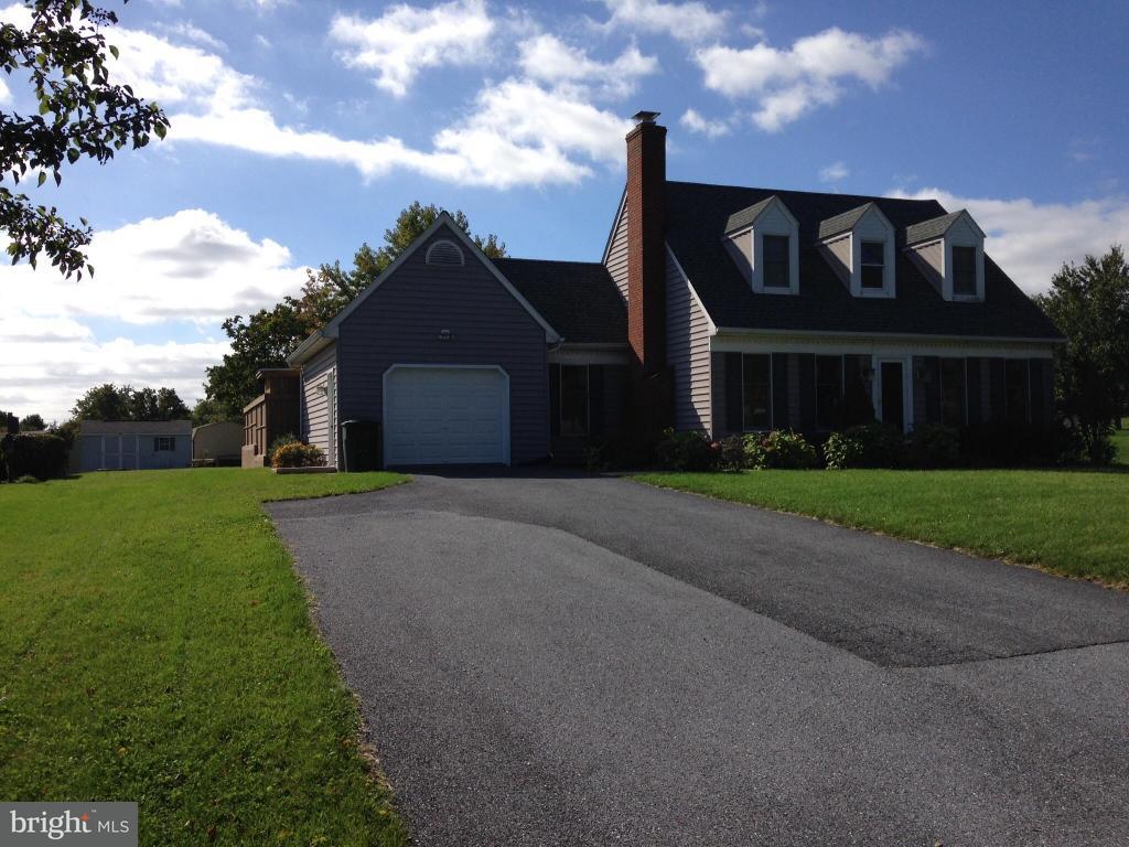 10 Hallmark Drive Lititz, PA 17543 - Photo 3 of 31