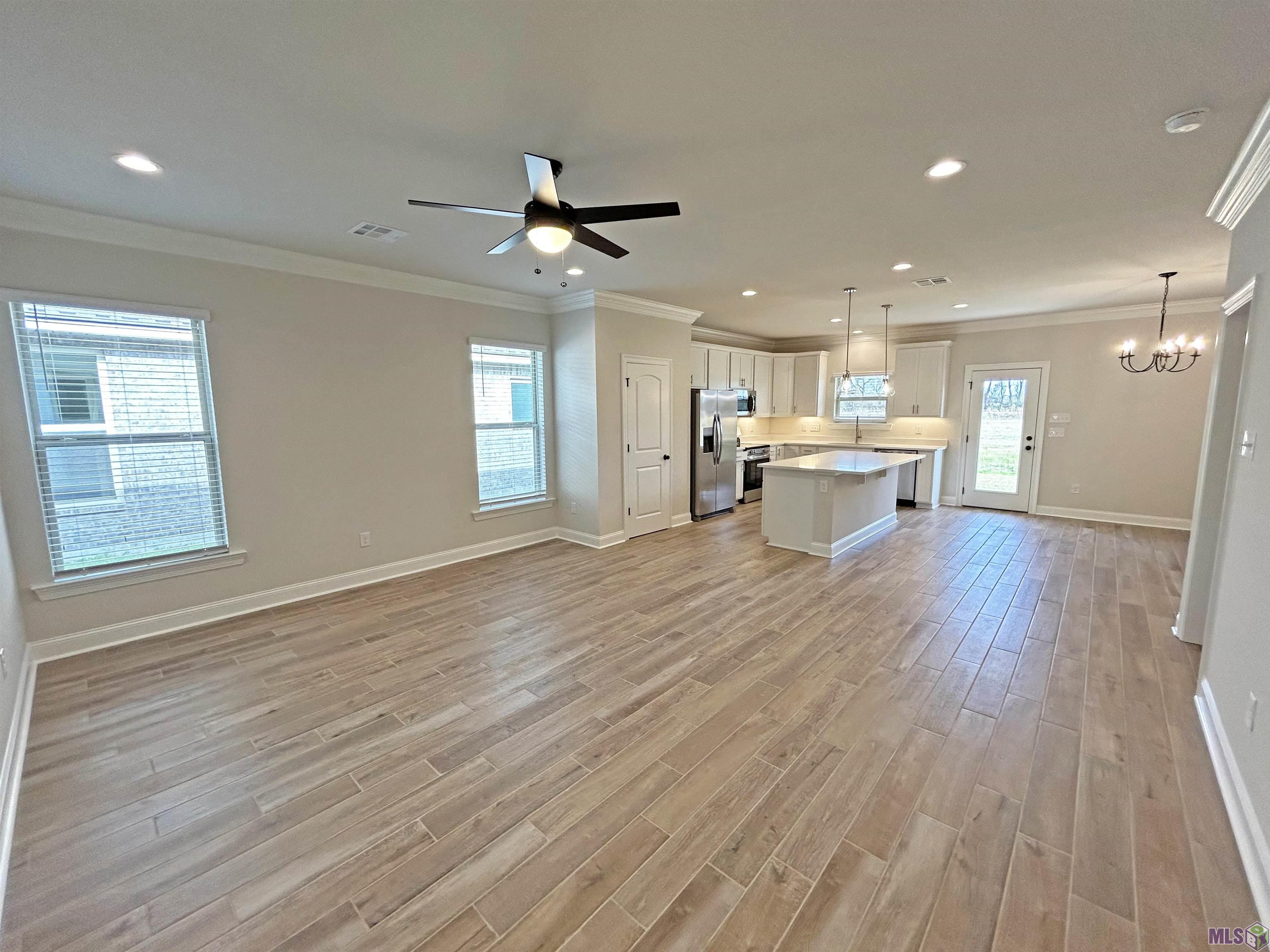 17237 Tidewater Lane Baton Rouge, LA 70810 - Photo 3 of 13