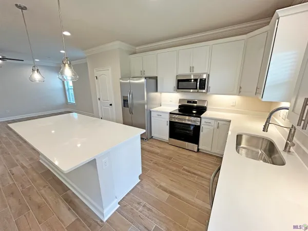 $307,470 | 17237 Tidewater Lane, Baton Rouge, LA 70810