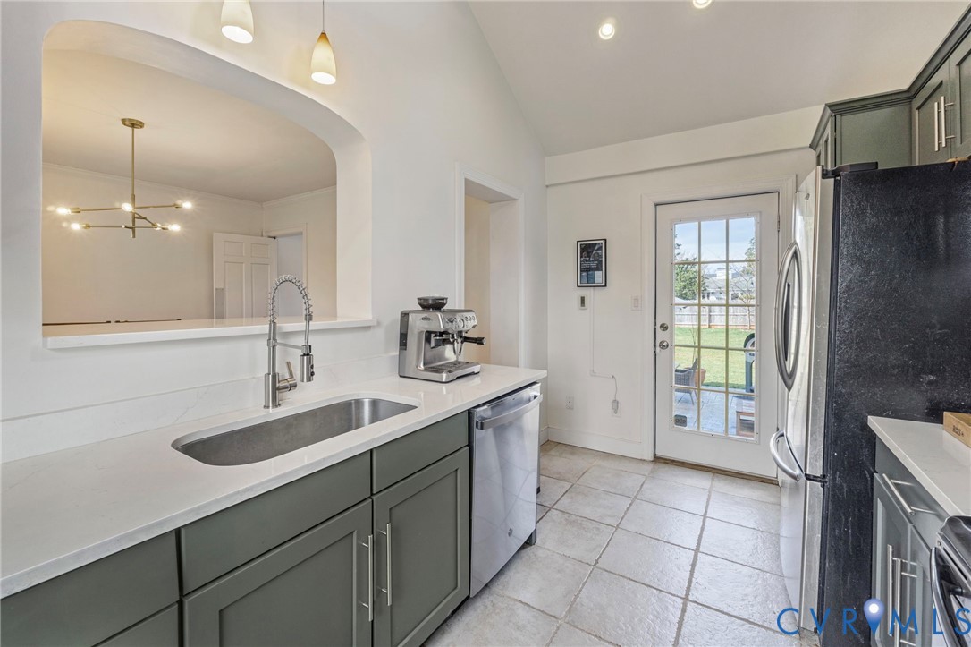 1613 Meadowbrook Heights Road Charlottesville, VA 22901 - Photo 15 of 35