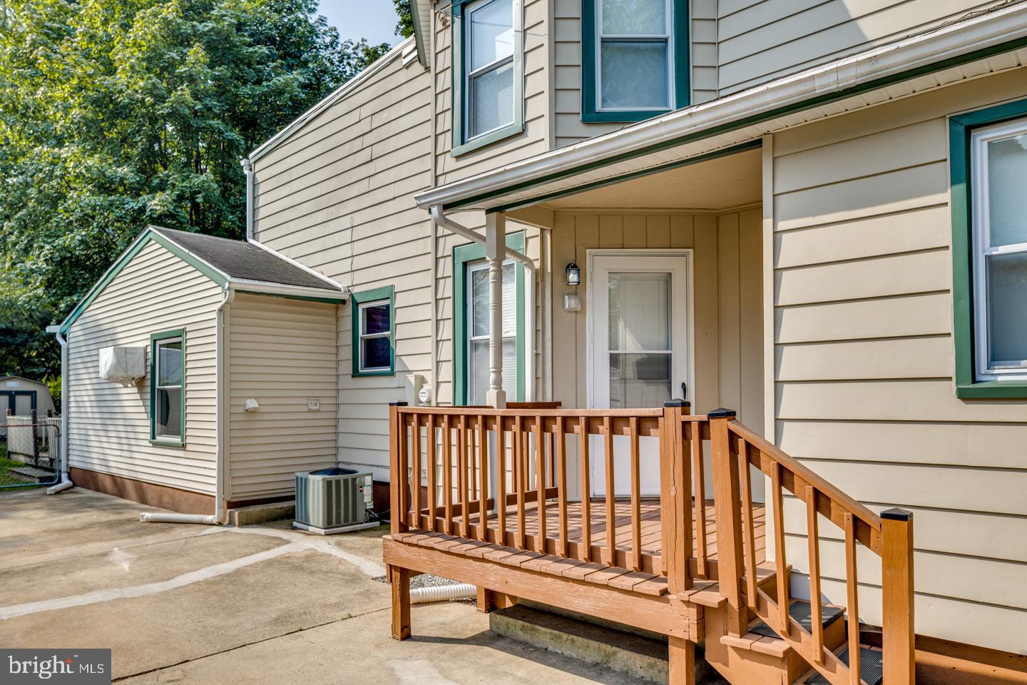 519 2nd Street Delanco, NJ 08075 - Photo 3 of 38