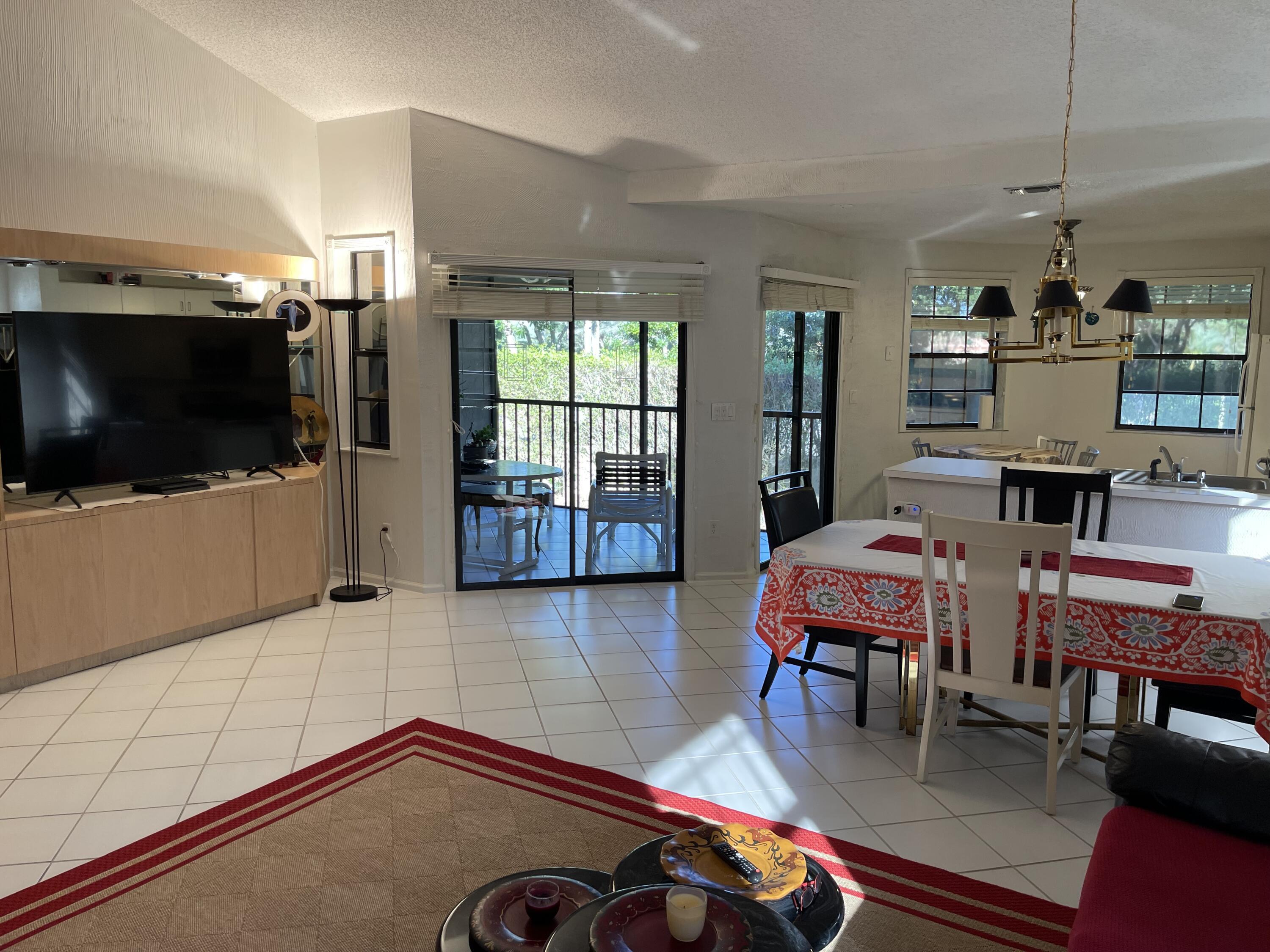 6650 Montego Bay Boulevard, Unit F Boca Raton, FL 33433 - Photo 12 of 52 IMG-4665
