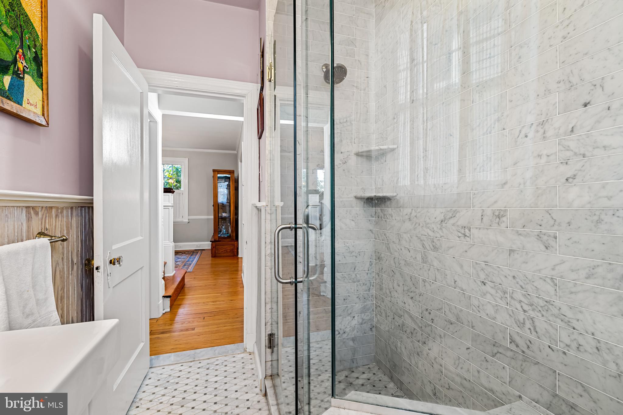 529 Overbrook Road Baltimore, MD 21212 - Photo 25 of 35 Hall bath