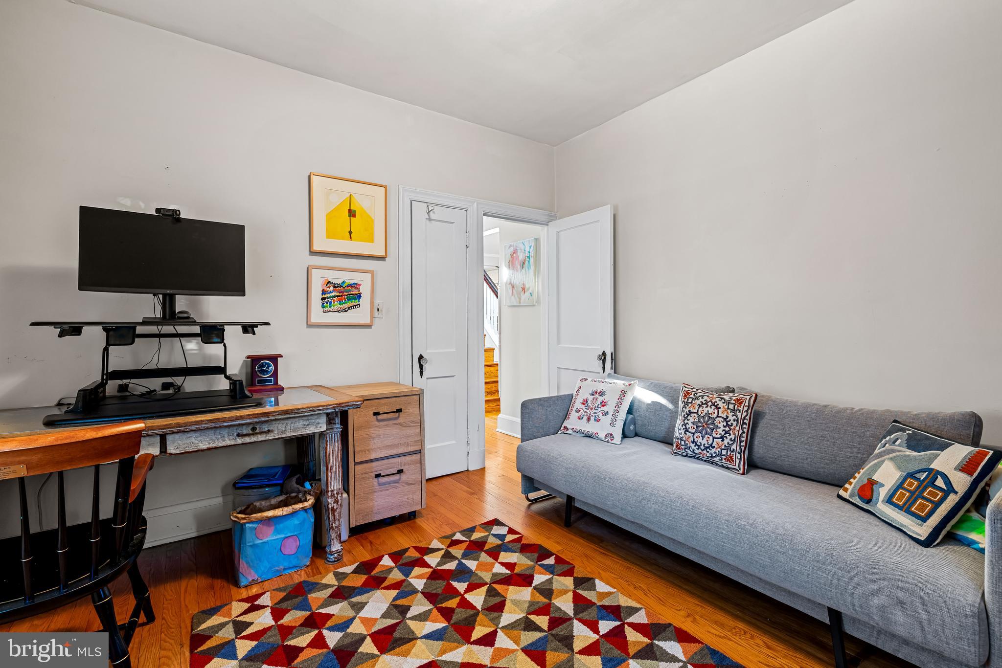 529 Overbrook Road Baltimore, MD 21212 - Photo 26 of 35 Bedroom 4 (on main level)