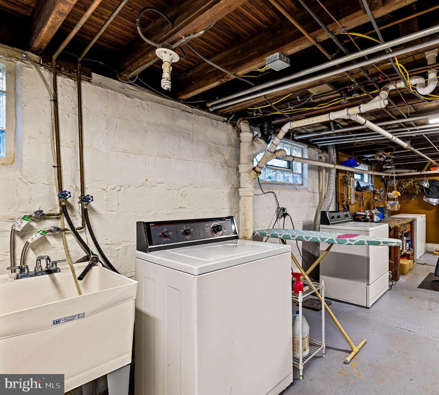 529 Overbrook Road Baltimore, MD 21212 - Photo 35 of 35 Lower level laundry and storage