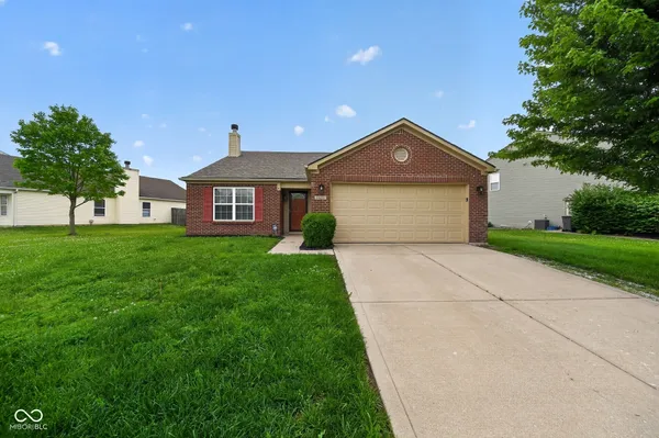 $264,900 | 6420 Glory Maple Lane, Indianapolis, IN 46221