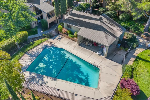 $269,000 | 13067 Lincoln Way, Unit D, Auburn, CA 95603