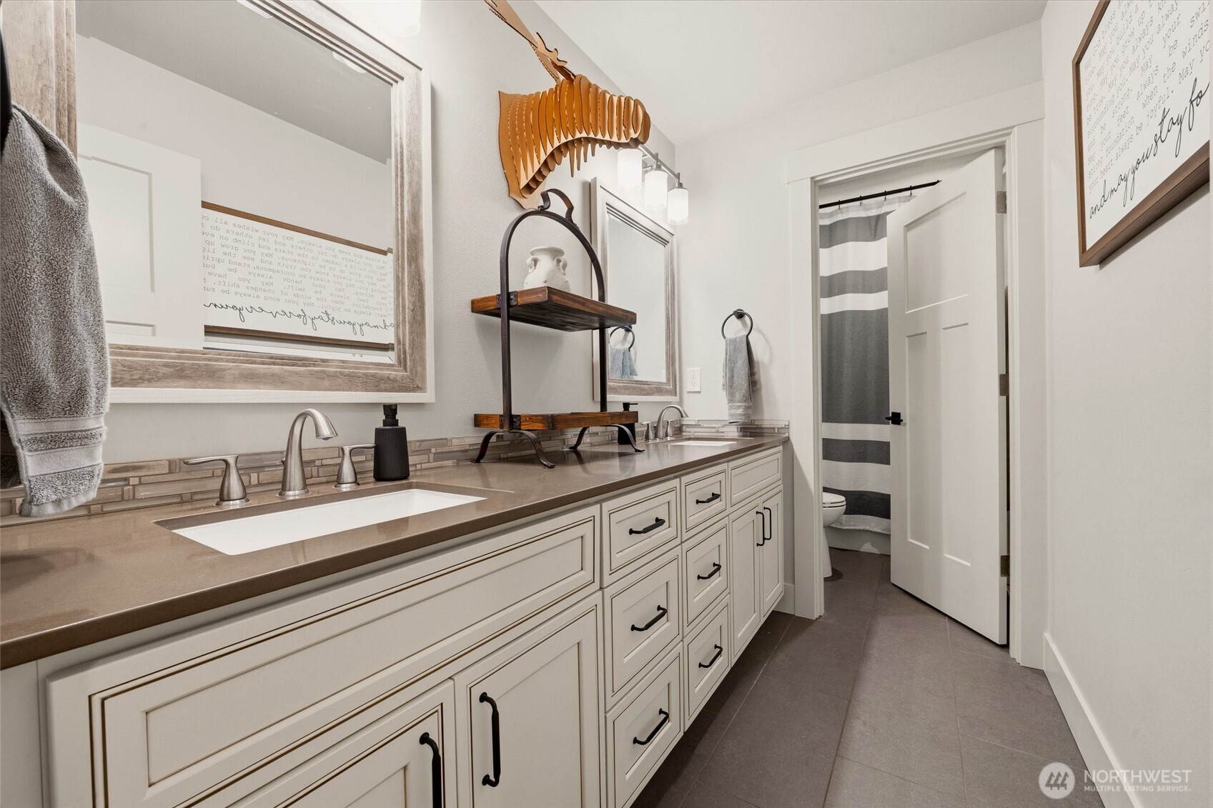 21215 East Lost Lake Road Snohomish, WA 98296 - Photo 28 of 40