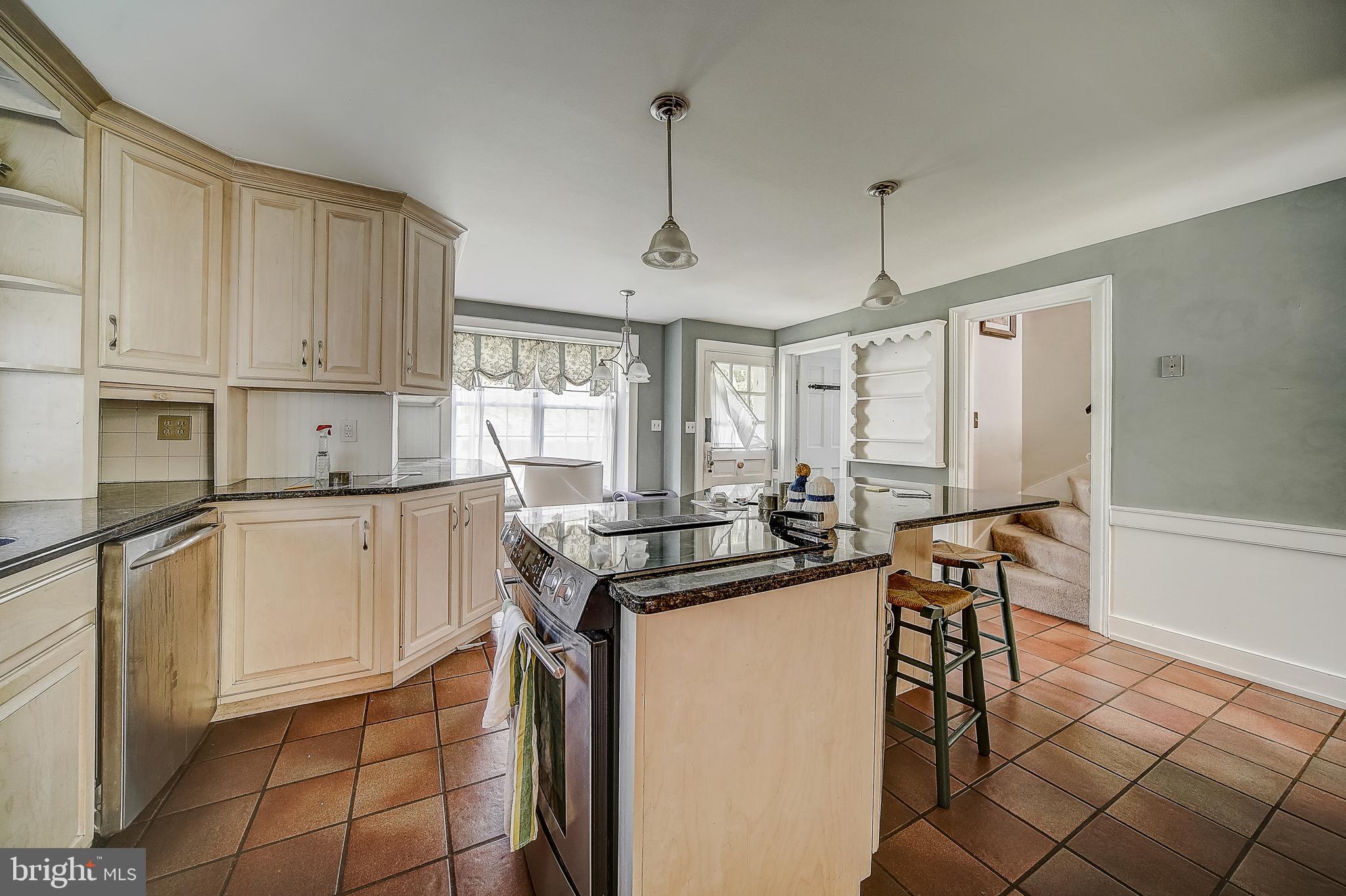 509 Shelbourne Road Reading, PA 19606 - Photo 12 of 35 Gallery Image 12