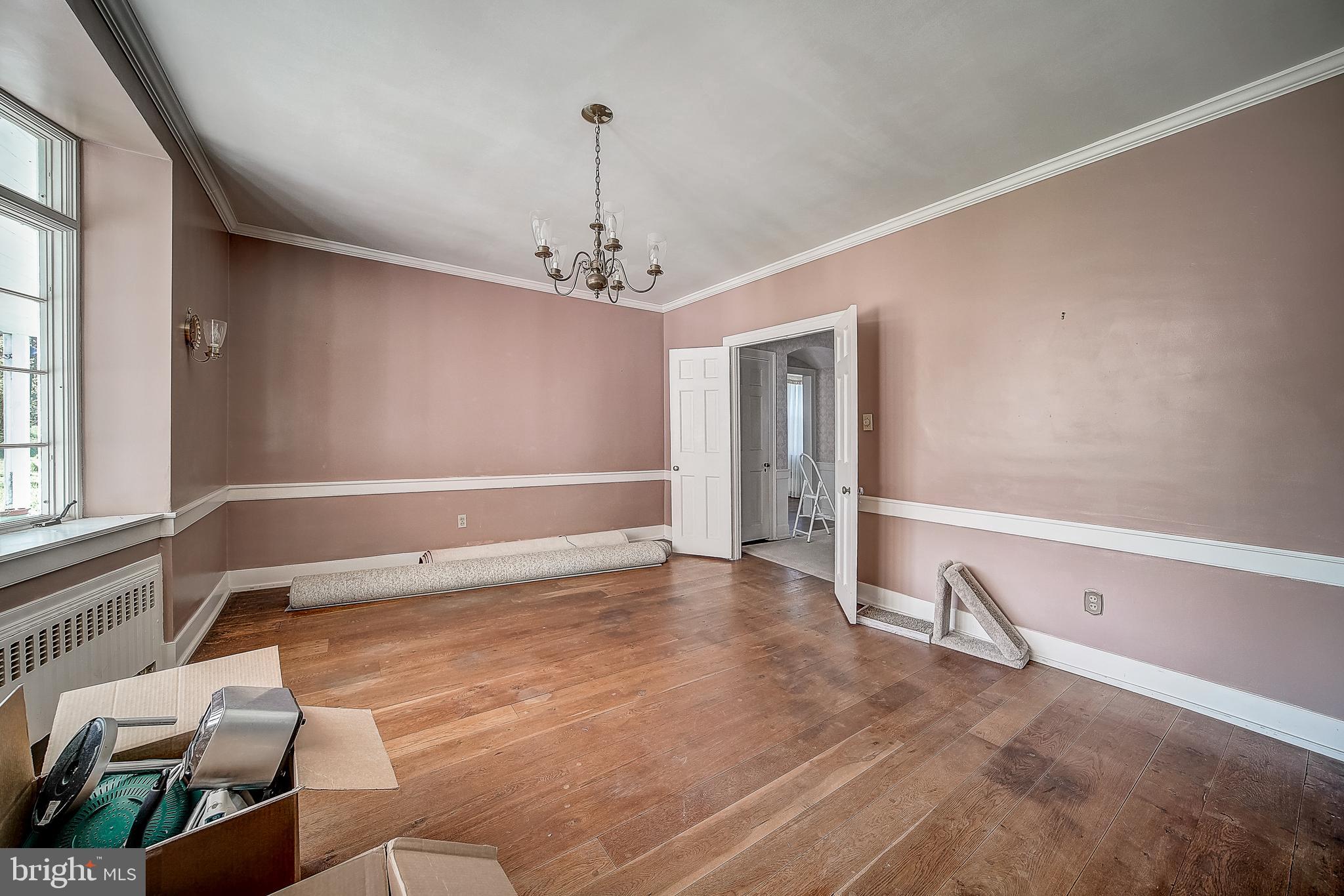 509 Shelbourne Road Reading, PA 19606 - Photo 10 of 35 Gallery Image 10