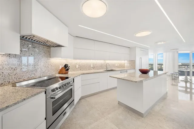 $29,500 | 1643 Brickell Avenue, Unit 4102, Miami, FL 33129