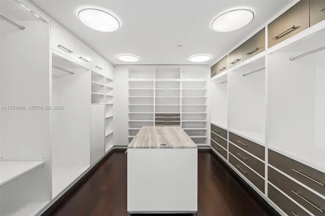 $29,500 | 1643 Brickell Avenue, Unit 4102, Miami, FL 33129