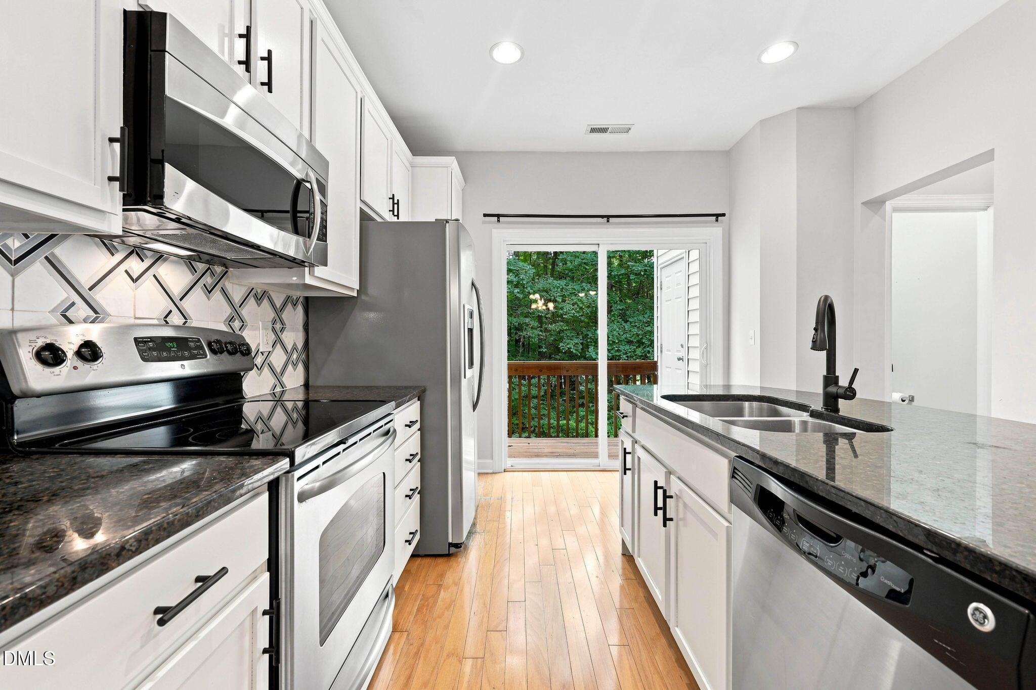 8749 Cypress Grove Run Raleigh, NC 27612 - Photo 15 of 43 28-web-or-mls-IMG_8734_edit