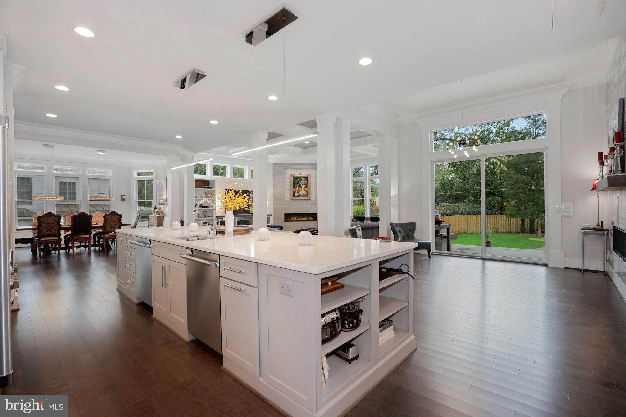 438 Druid Hill Road Northeast Vienna, VA 22180 - Photo 27 of 82