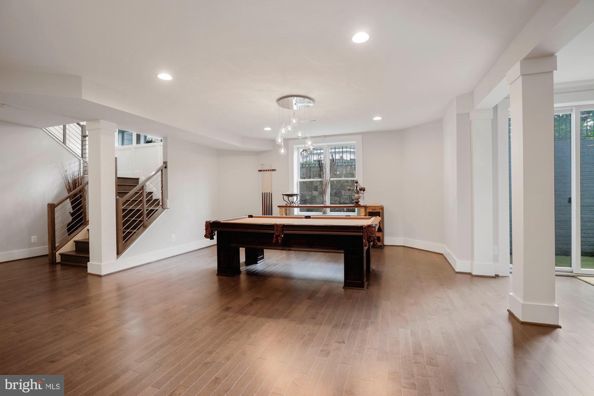 438 Druid Hill Road Northeast Vienna, VA 22180 - Photo 39 of 82