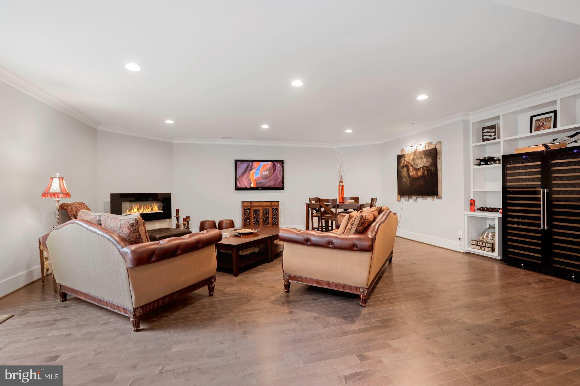 438 Druid Hill Road Northeast Vienna, VA 22180 - Photo 42 of 82