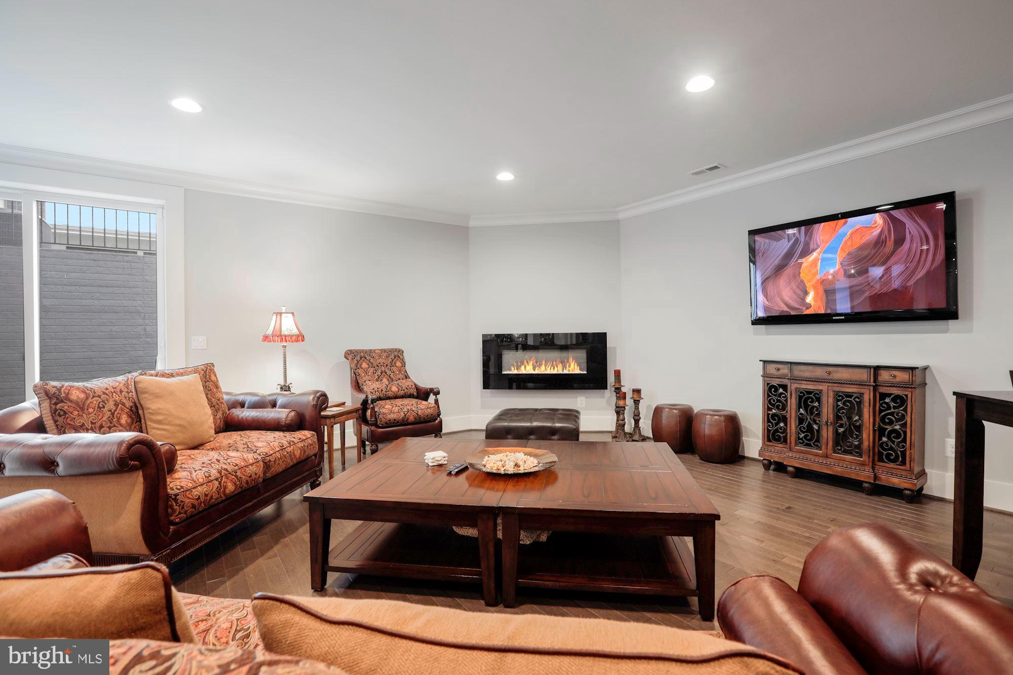 438 Druid Hill Road Northeast Vienna, VA 22180 - Photo 43 of 82