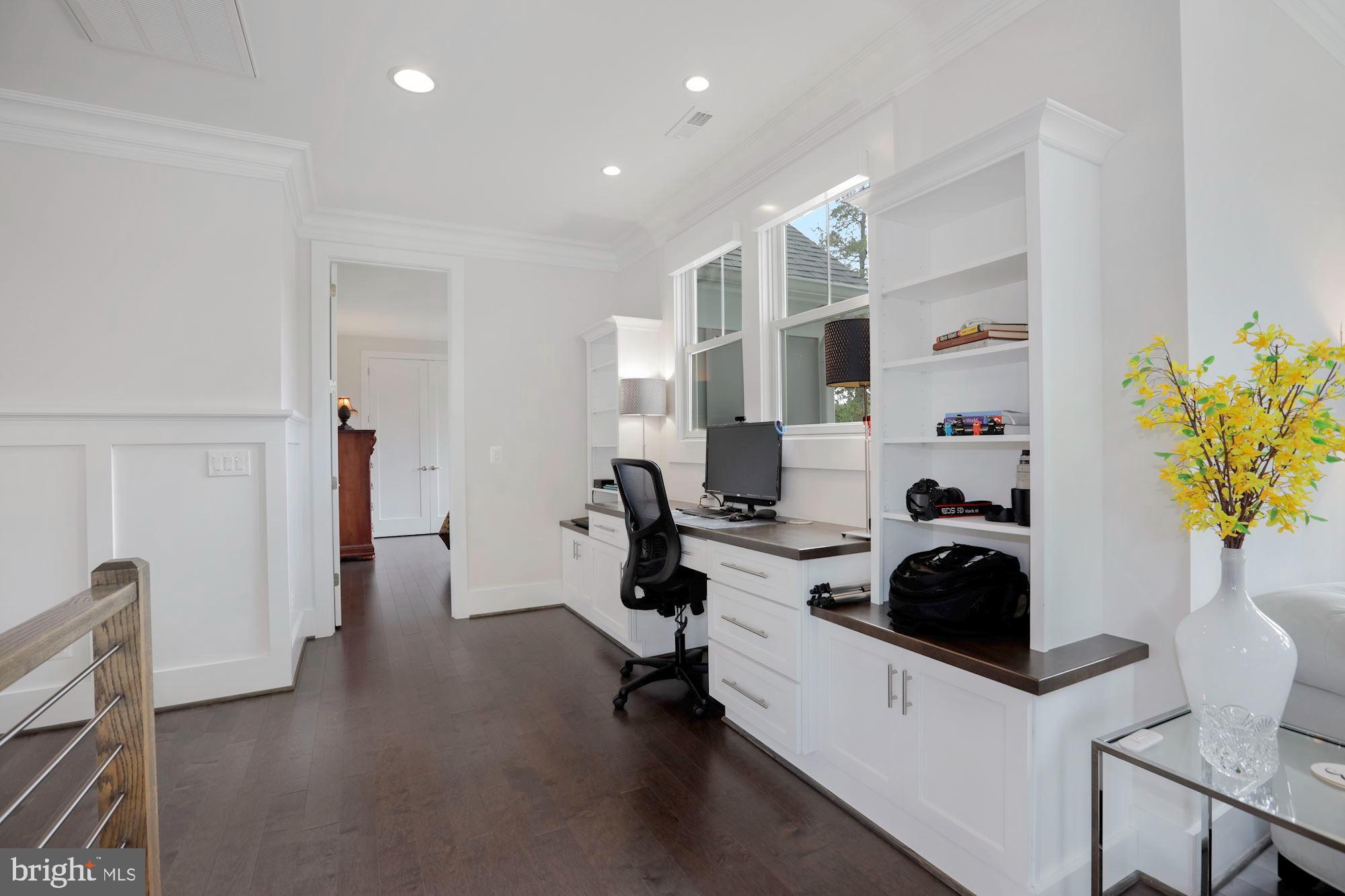 438 Druid Hill Road Northeast Vienna, VA 22180 - Photo 55 of 82