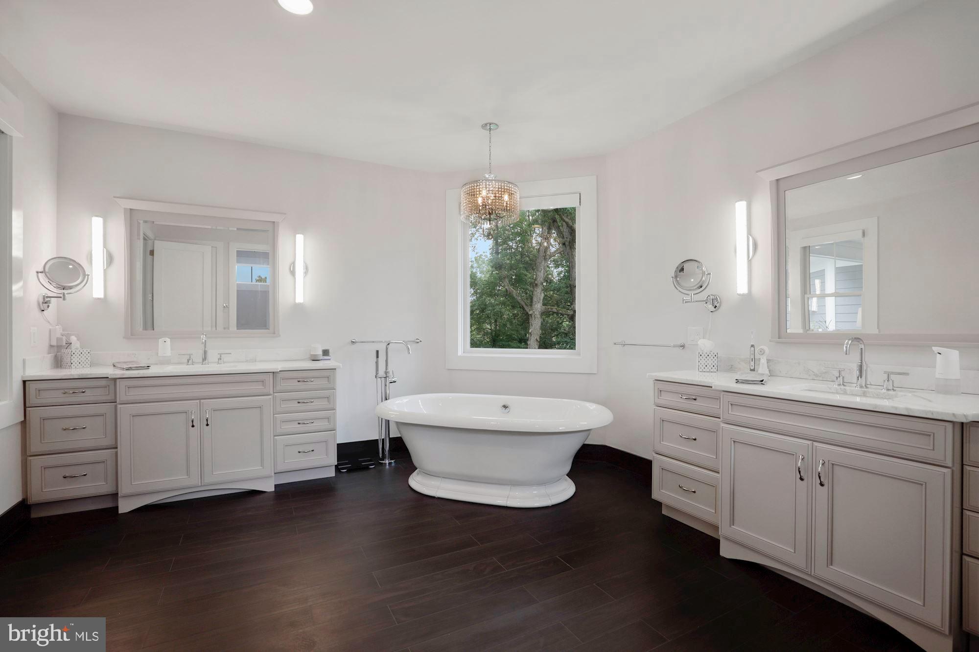 438 Druid Hill Road Northeast Vienna, VA 22180 - Photo 67 of 82