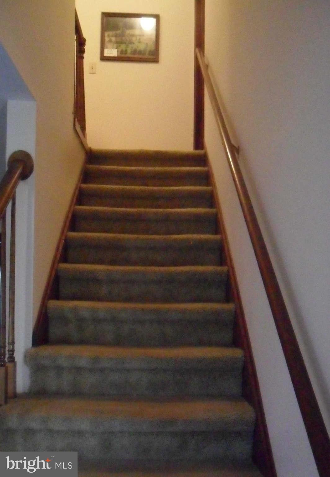 21297 Jacobs Ford Road Lignum, VA 22726 - Photo 26 of 26 foyer looking upstairs