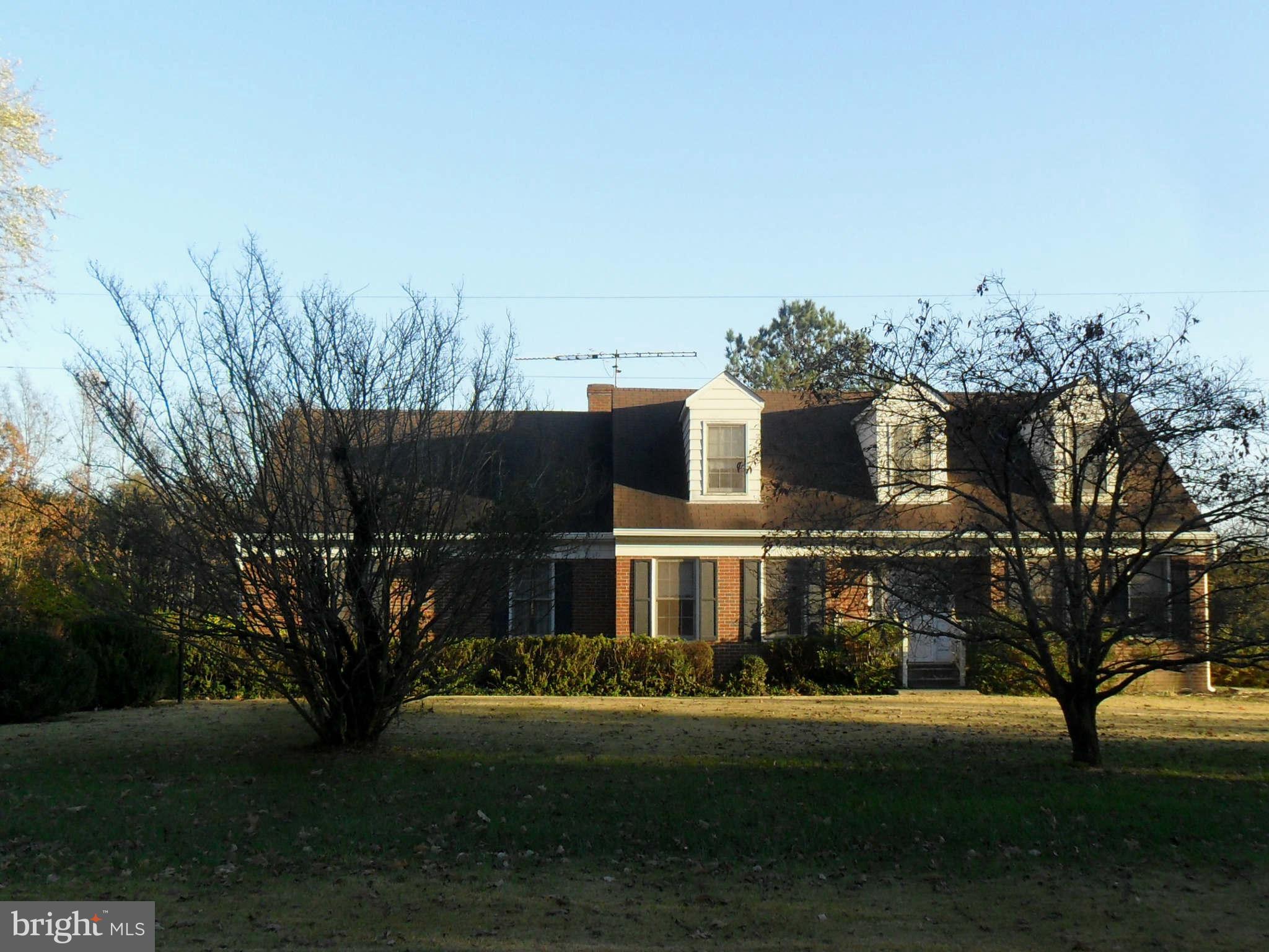 21297 Jacobs Ford Road Lignum, VA 22726 - Photo 4 of 26 Mature landscaping and large level front yard