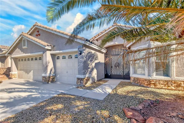 $2,300 | 9204 Gentle Cascade Avenue, Las Vegas, NV 89178