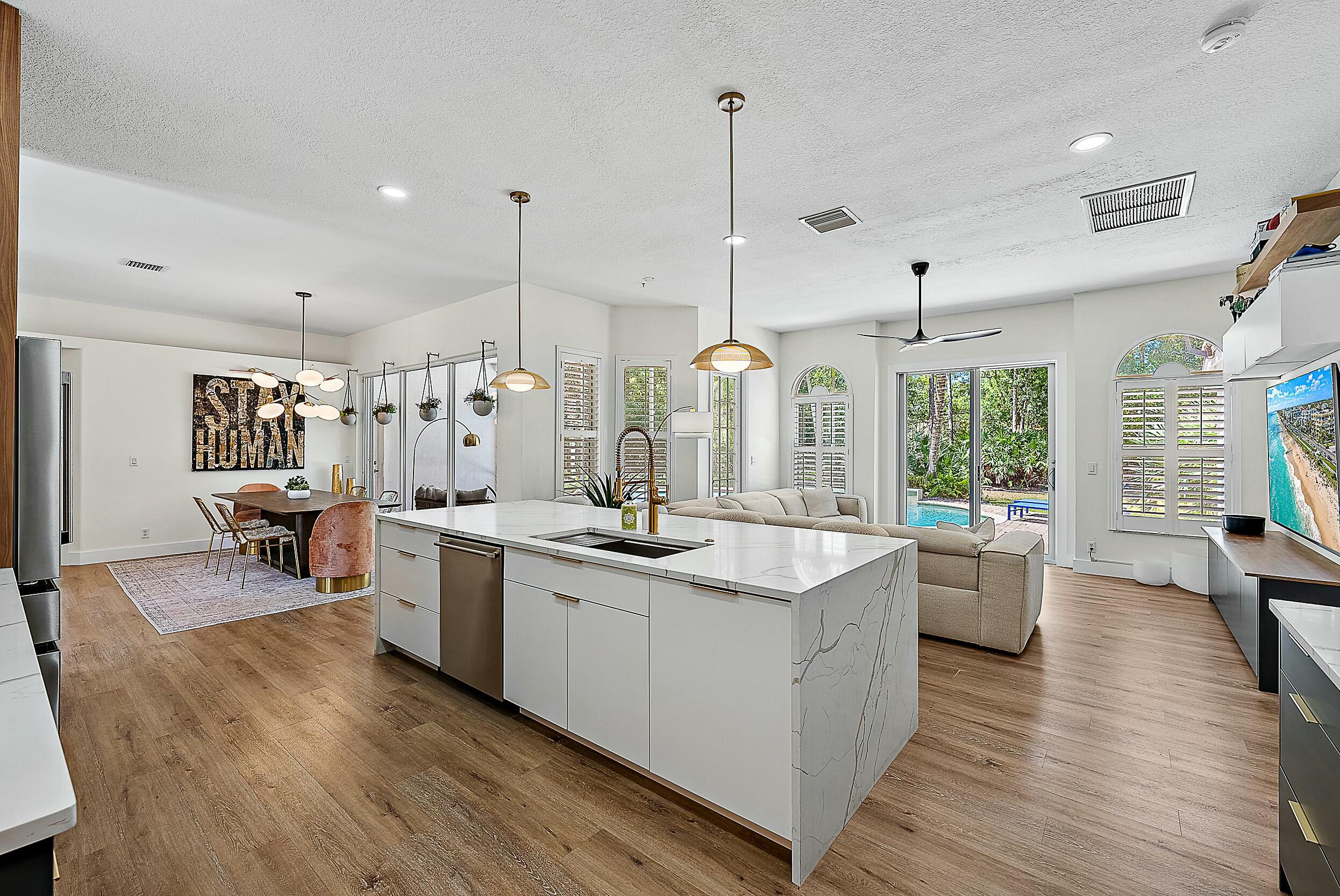 15415 Alexander Run Jupiter, FL 33478 - Photo 8 of 38 Tons of Natural Light