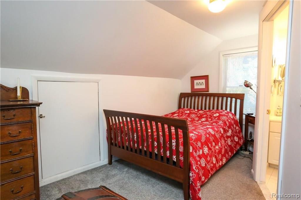 1936 Franklin Road Berkley, MI 48072 - Photo 27 of 44