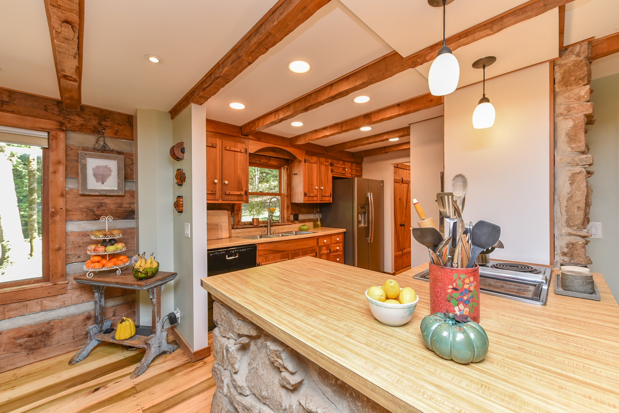 1630 Center Point Road Hendersonville, TN 37075 - Photo 12 of 46 a room with lots of wooden furniture