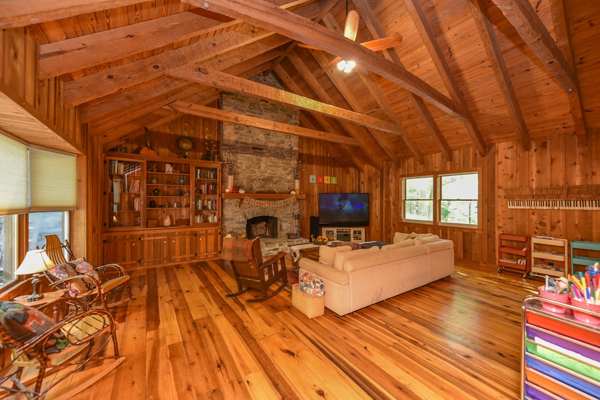 1630 Center Point Road Hendersonville, TN 37075 - Photo 18 of 46 a view of a patio with table and chairs with wooden floor and fence