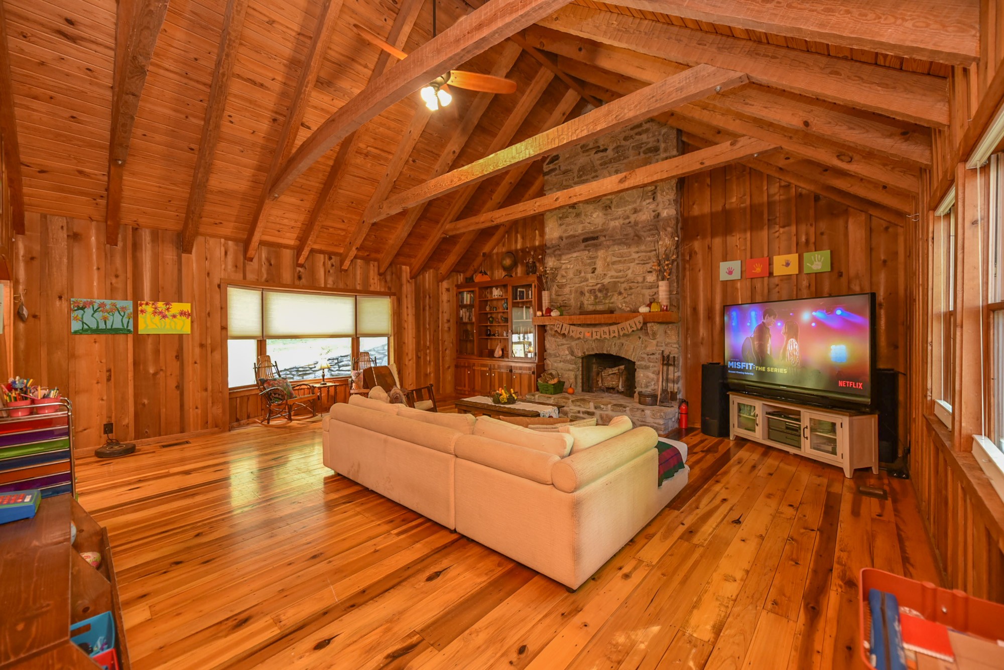 1630 Center Point Road Hendersonville, TN 37075 - Photo 19 of 46 a living room with furniture and a flat screen tv