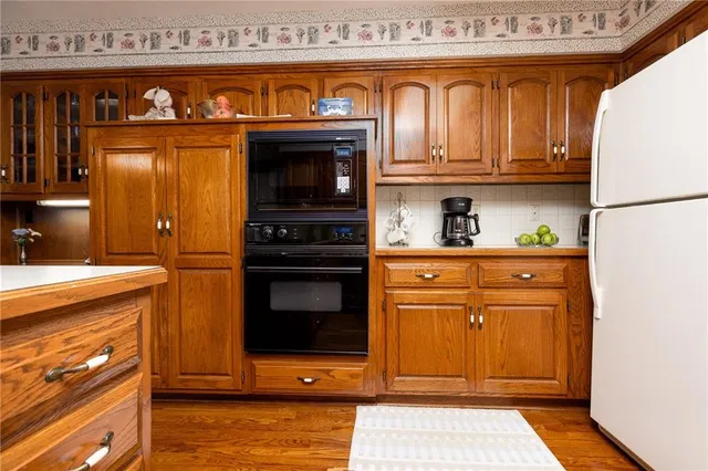 $525,000 | 8201 Northwest Potomac Avenue, Weatherby Lake, MO 64152