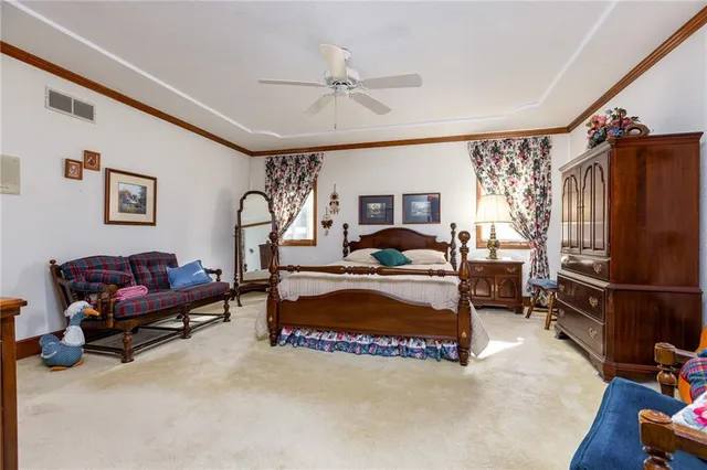 $525,000 | 8201 Northwest Potomac Avenue, Weatherby Lake, MO 64152