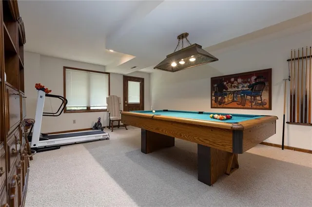 $525,000 | 8201 Northwest Potomac Avenue, Weatherby Lake, MO 64152