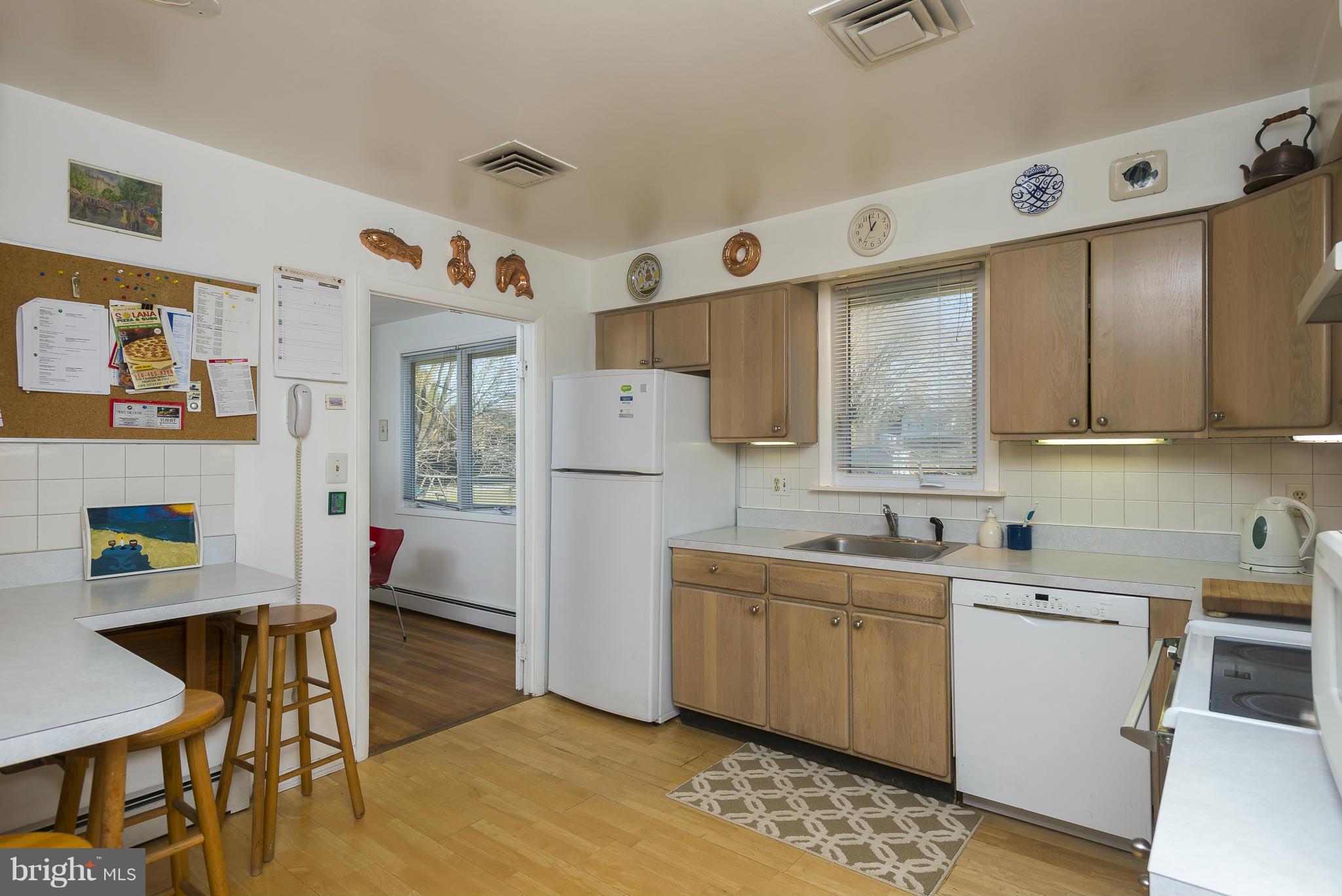 3125 Brookmede Road Ellicott City, MD 21042 - Photo 10 of 28 Kitchen
