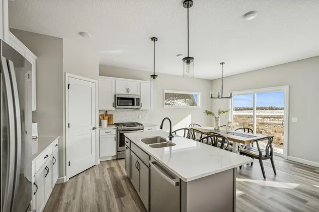 $569,900 | 4611 89th Street Northeast, Monticello, MN 55362