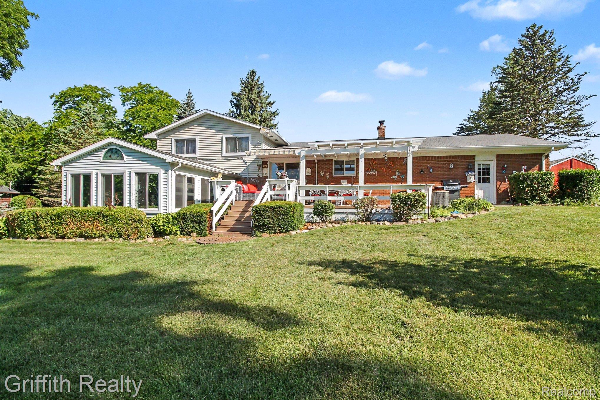 578 East Coon Lake Road Howell, MI 48843 - Photo 26 of 28 002_file_5055.jpg