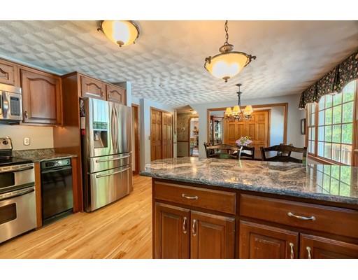 160 Houghton's Mill Road Lunenburg, MA 01462 - Photo 3 of 30