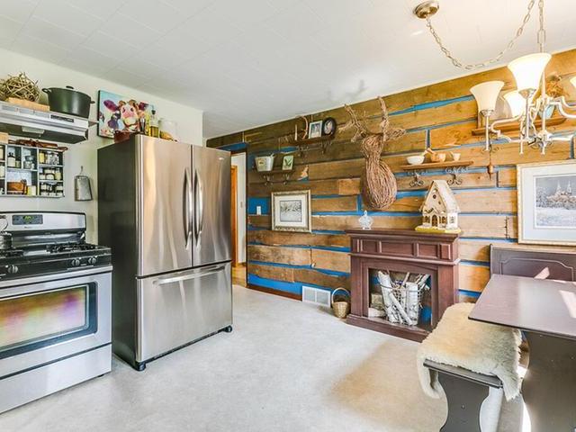 322 North Second Street Eagle River, WI 54521 - Photo 5 of 20 Gallery Image 5