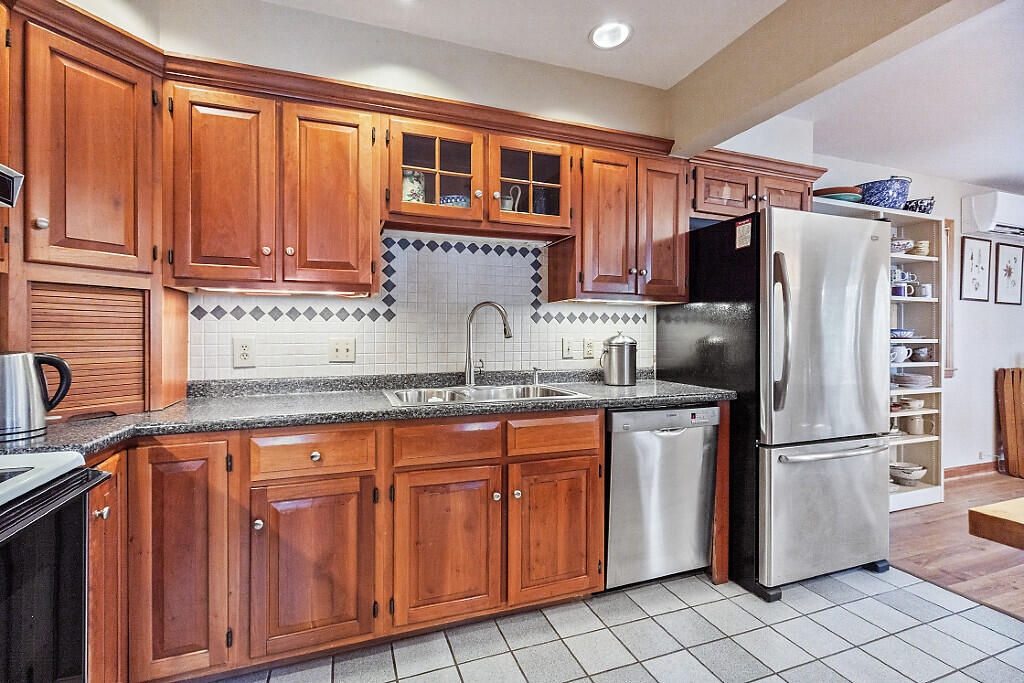 217 Leadbetter Road Wayne, ME 04284 - Photo 26 of 59