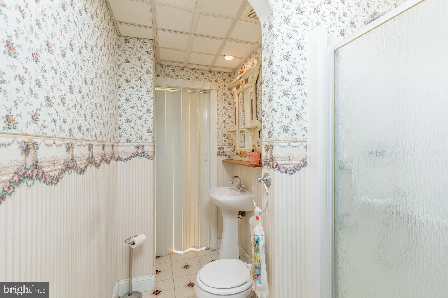 323 Walnut Street Delanco, NJ 08075 - Photo 14 of 69 full bathroom 1st floor