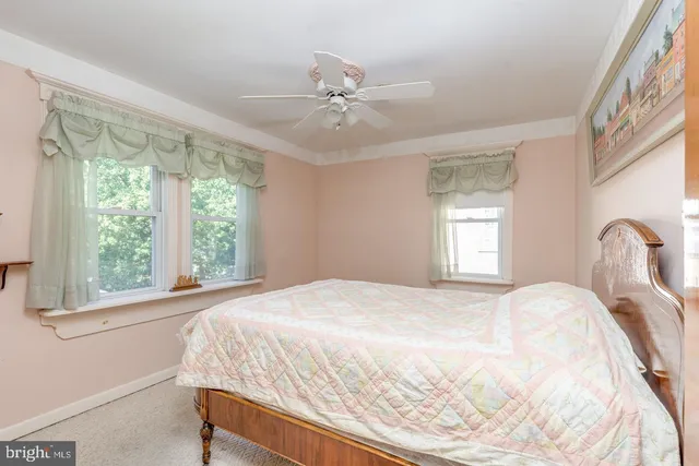 $320,000 | 323 Walnut Street, Delanco, NJ 08075