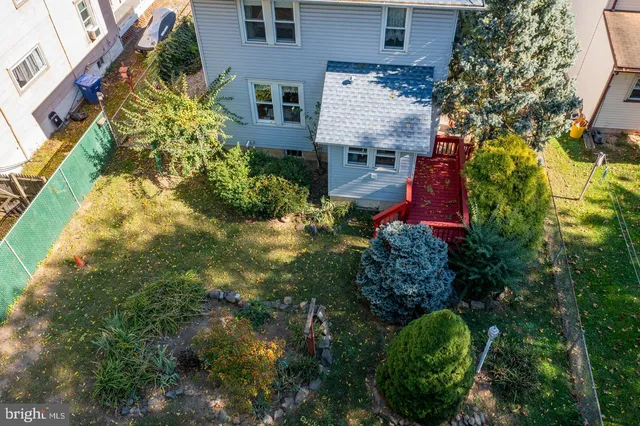 $320,000 | 323 Walnut Street, Delanco, NJ 08075