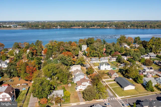 $320,000 | 323 Walnut Street, Delanco, NJ 08075