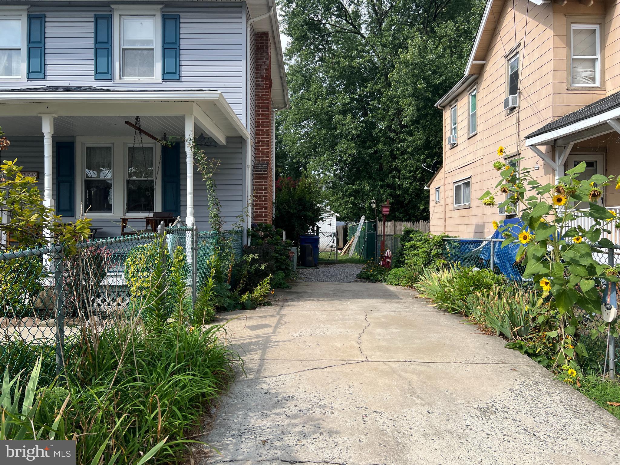 323 Walnut Street Delanco, NJ 08075 - Photo 60 of 69 driveway