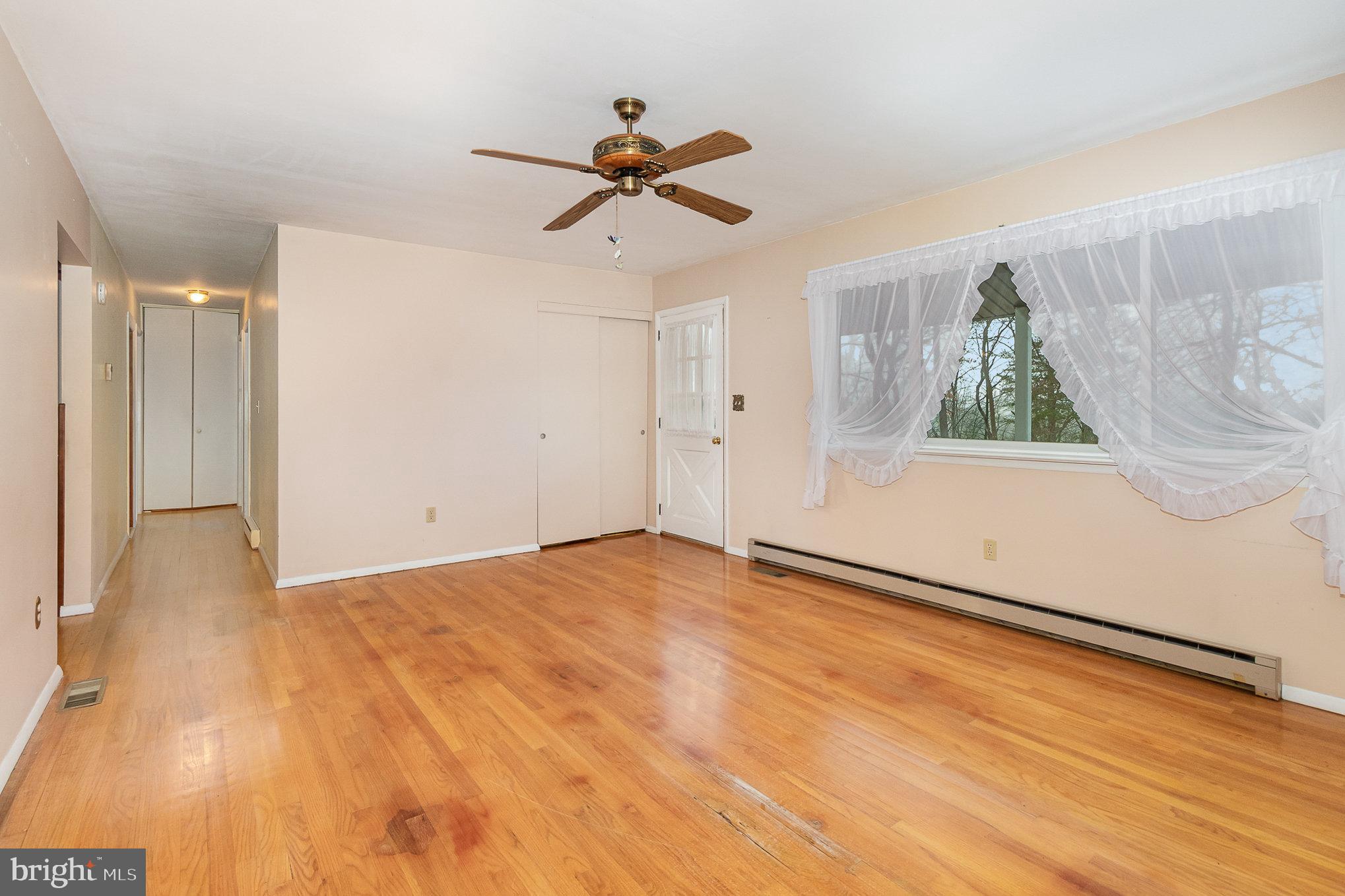 85 Mountainview Road Shermans Dale, PA 17090 - Photo 4 of 25 Gallery Image 4